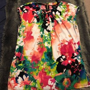 Short sleeve dress shirt